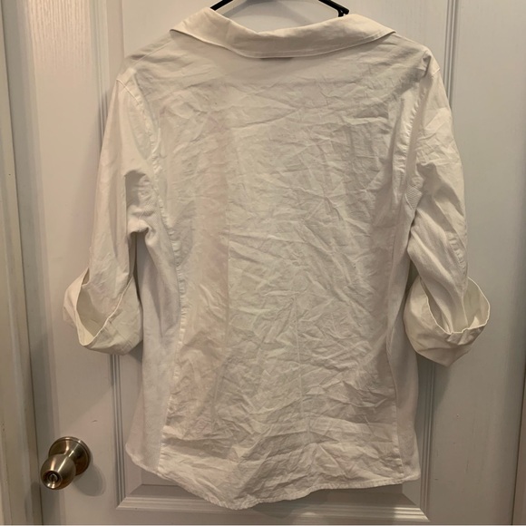 Daisy Fuentes button down work blouse - Picture 5 of 5